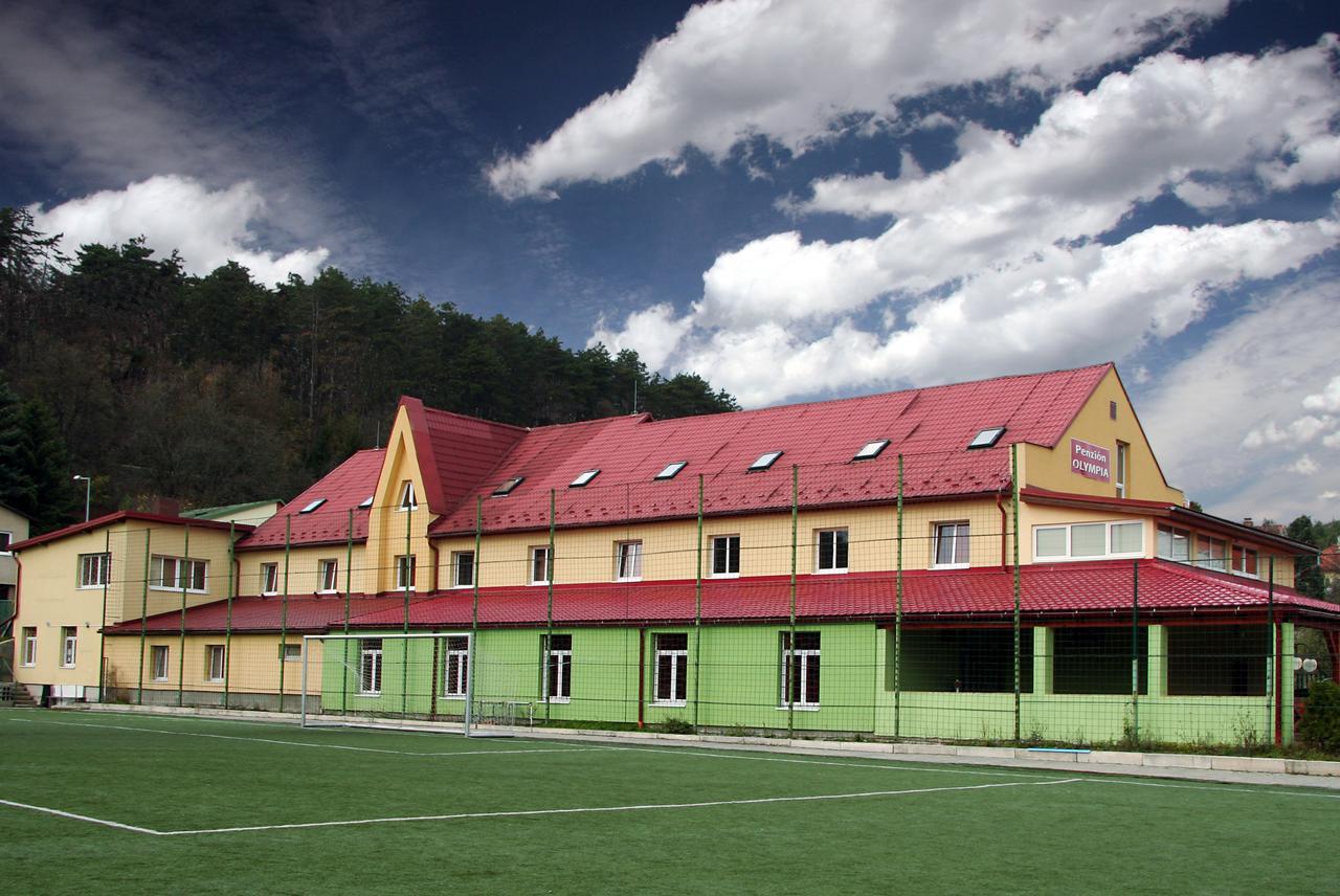 Penzion Olympia** Банска бистрица Екстериор снимка